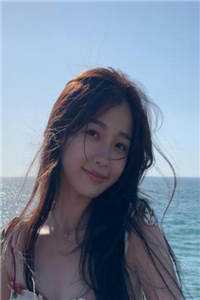 江玉柔秦半夏的小说出国五年归来后，我为被拍卖小视频的妹妹点天灯阅读
